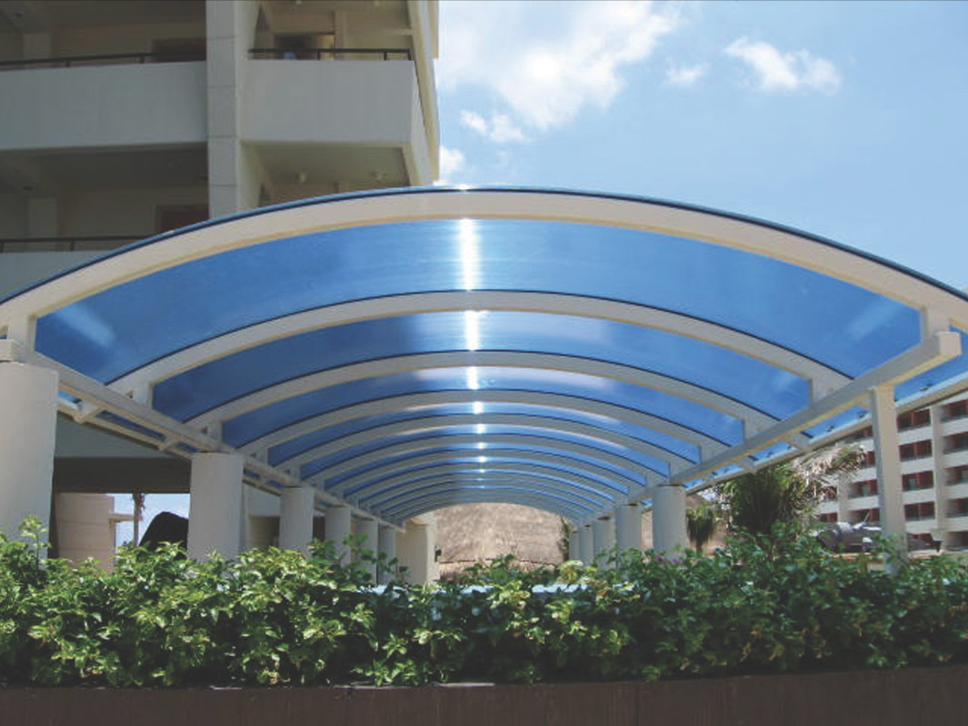 applications/commercial/commercial-canopies-light-roofing-3.jpg